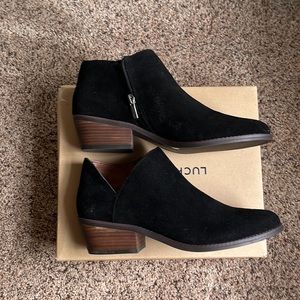 9.5 Black Lucky Brand Fenley ankle booties